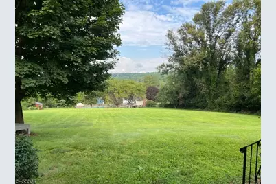 151 Petticoat Ln, Clinton Township, NJ 08833 - Photo 13