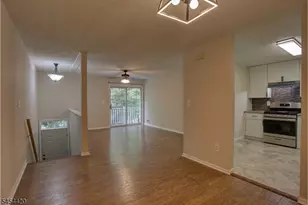 914 Timberbrooke Dr Ondo, Bedminster Township, NJ 07921 - Photo 3