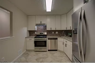 914 Timberbrooke Drive Ondo, Bedminster Township, NJ 07921 - Photo 9