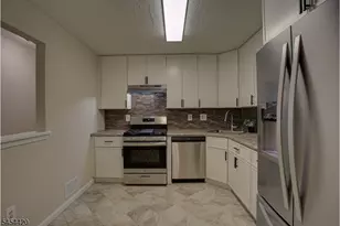 914 Timberbrooke Dr Ondo, Bedminster Township, NJ 07921 - Photo 9