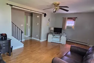 23 Chatham St, North Plainfield, NJ 07060 - Photo 3