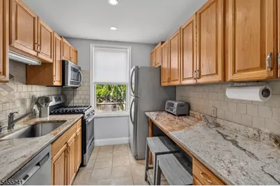 28 Fairview Avenue, Summit, NJ 07901 - Photo 11