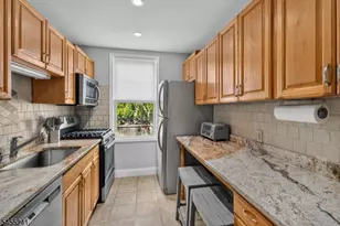 28 Fairview Ave, Summit, NJ 07901 - Photo 11