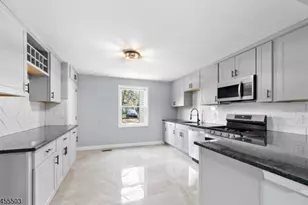198 William St, Belleville, NJ 07109 - Photo 11