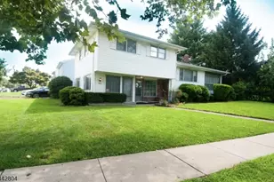 1 Country Club Ln, Elizabeth, NJ 07208 - Photo 1
