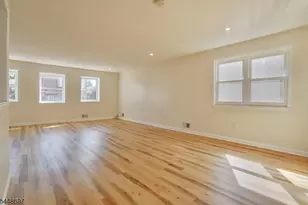 220 Astoria Pl, Union Township, NJ 07083 - Photo 3