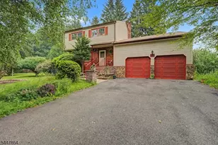 150 Orben Dr, Mount Arlington, NJ 07850 - Photo 15