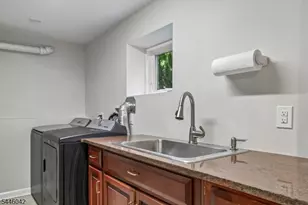 20 Hilltop Rd, Kinnelon, NJ 07405 - Photo 15