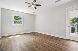 20 Hilltop Rd, Kinnelon, NJ 07405 - Photo 7