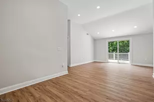 20 Hilltop Rd, Kinnelon, NJ 07405 - Photo 3