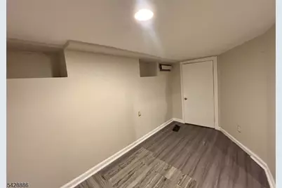288 Totowa Ave, Paterson, NJ 07502 - Photo 19