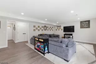 61 Queen Anne Dr, Bernards Township, NJ 07920 - Photo 23