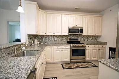 6 Quarry Dr #A2, Woodland Park, NJ 07424 - Photo 5