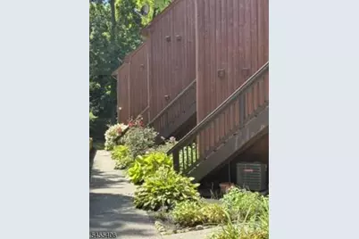 5 Arapahoe Dr #6, Vernon, NJ 07462 - Photo 3