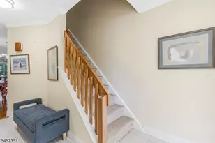 26 Maple Ct, Raritan Township, NJ 08822 - Photo 15