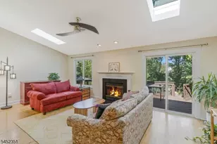 26 Maple Ct, Raritan Township, NJ 08822 - Photo 13