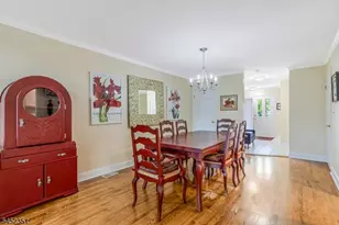 26 Maple Ct, Raritan Township, NJ 08822 - Photo 9