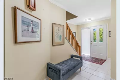 26 Maple Ct, Raritan Township, NJ 08822 - Photo 3