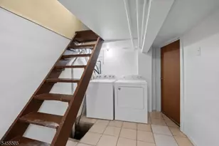 526 E 25th St, Paterson, NJ 07514 - Photo 11