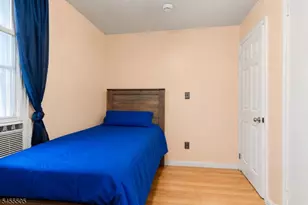 526 E 25th St, Paterson, NJ 07514 - Photo 7