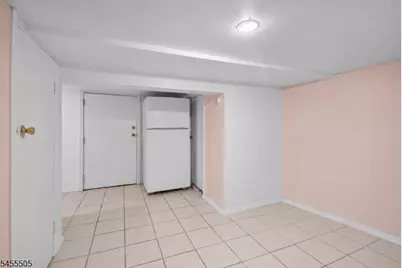 526 E 25th St, Paterson, NJ 07514 - Photo 15