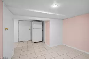 526 E 25th St, Paterson, NJ 07514 - Photo 15