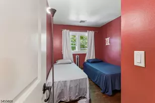 560 Dell Rd, Roxbury Township, NJ 07850 - Photo 23