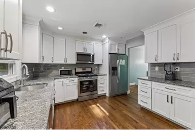 560 Dell Rd, Roxbury Township, NJ 07850 - Photo 15