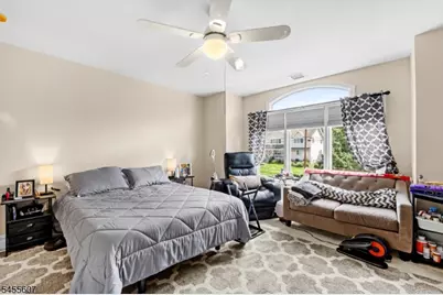 70 Farmingdale Rd, Wayne, NJ 07470 - Photo 13