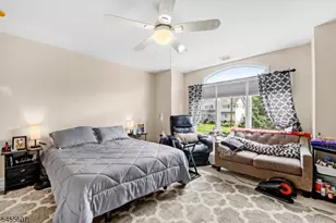 70 Farmingdale Rd, Wayne, NJ 07470 - Photo 13