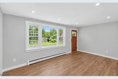 9 Frederick Pl, Hanover Township, NJ 07927 - Photo 3