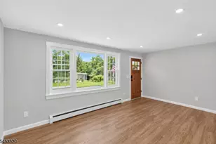 9 Frederick Pl, Hanover Township, NJ 07927 - Photo 3