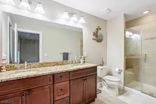 35 Red Oak Ct, Wanaque, NJ 07420 - Photo 11