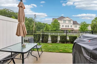 35 Red Oak Ct, Wanaque, NJ 07420 - Photo 17