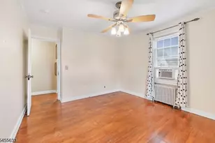 75 Fuller Pl, Irvington, NJ 07111 - Photo 9