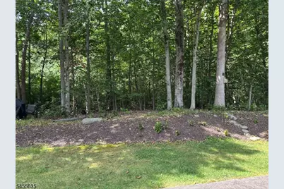 17 Spring Hollow Rd, Wantage, NJ 07461 - Photo 19