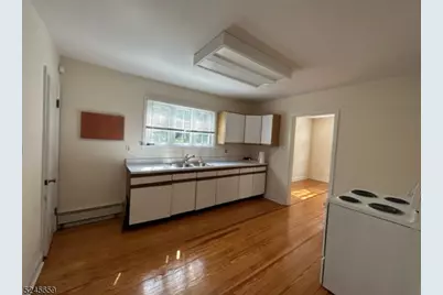 714 Milford Warren Glen Rd, Holland Township, NJ 08848 - Photo 3