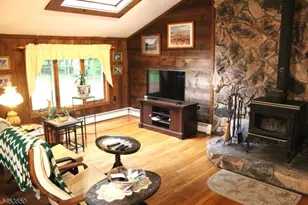 81 Possaghi Rd, Hampton Township, NJ 07860 - Photo 17