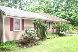 81 Possaghi Rd, Hampton Township, NJ 07860 - Photo 7