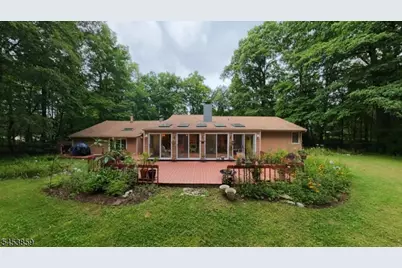 81 Possaghi Rd, Hampton Township, NJ 07860 - Photo 3