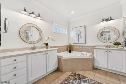 441 Crossfields Ln, Franklin Township, NJ 08873 - Photo 23