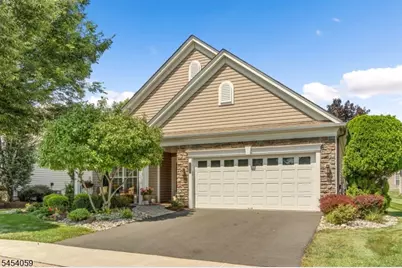 441 Crossfields Ln, Franklin Township, NJ 08873 - Photo 1