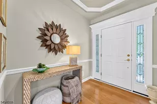 441 Crossfields Ln, Franklin Township, NJ 08873 - Photo 5