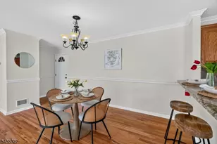 45 Parkside Ct, Wayne Twp., NJ 07470 - Photo 5