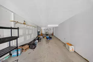 45 Parkside Ct, Wayne Twp., NJ 07470 - Photo 35