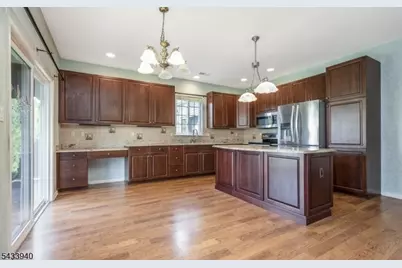 24 Stafford Ln, White Township, NJ 07823 - Photo 11