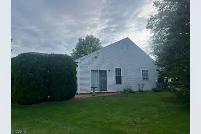 24 Stafford Ln, White Township, NJ 07823 - Photo 5