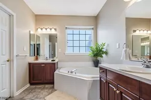 24 Stafford Ln, White Township, NJ 07823 - Photo 15