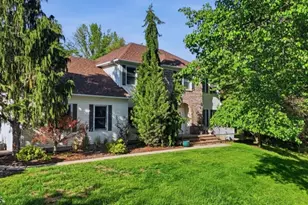 1116 Van Arsdale Dr, Branchburg Township, NJ 08853 - Photo 1