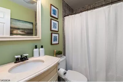 34 McKinley Pl, West Milford Twp., NJ 07480 - Photo 25